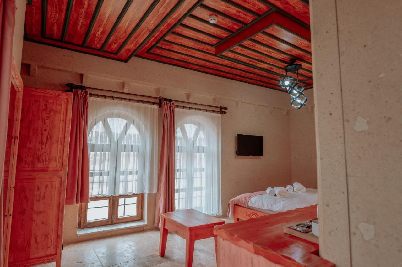 Gemosa Cappadocia Hotel อูร์กุบ ภายนอก รูปภาพ