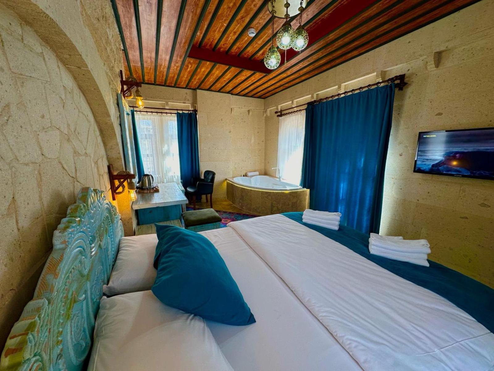 Gemosa Cappadocia Hotel อูร์กุบ ภายนอก รูปภาพ